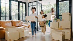 Summer moving services; residential moving; local moving; long distance moving;